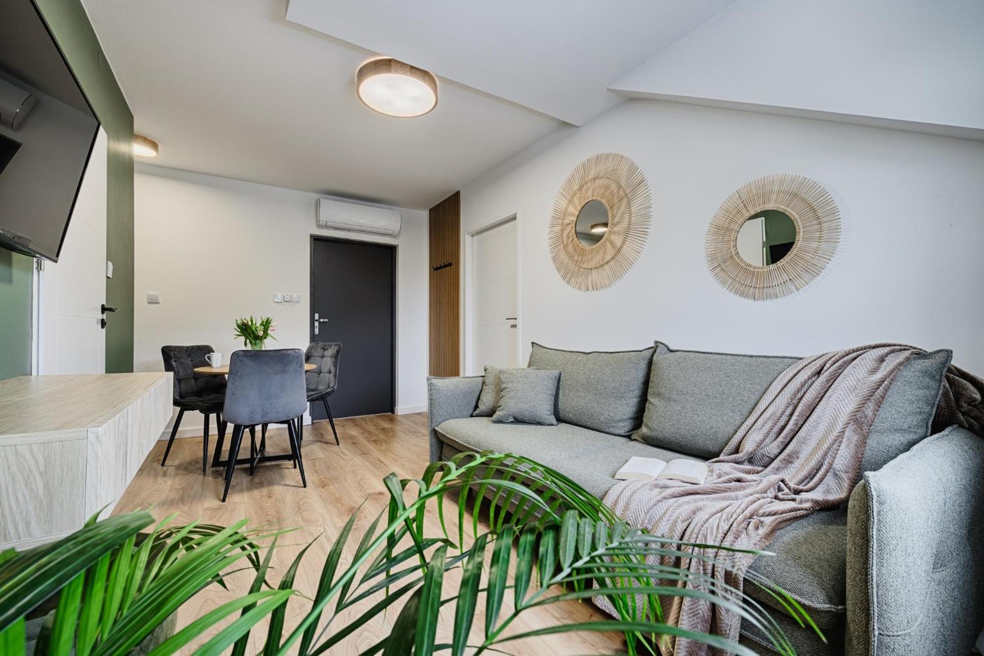 Gosciniec Zacisze I Blisko A2 Dabie-Uniejow I Restauracja Bed & Breakfast ภายนอก รูปภาพ